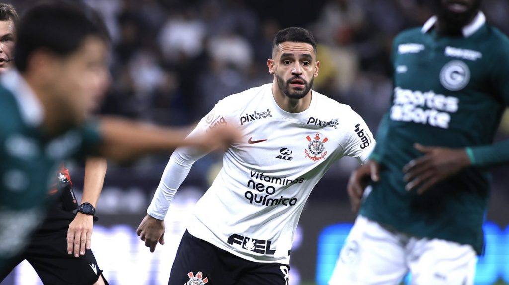 Foto: Marcello Zambrana/AGIF - Renato Augusto só foi acionado quando o Corinthians perdia por 1 a 0.