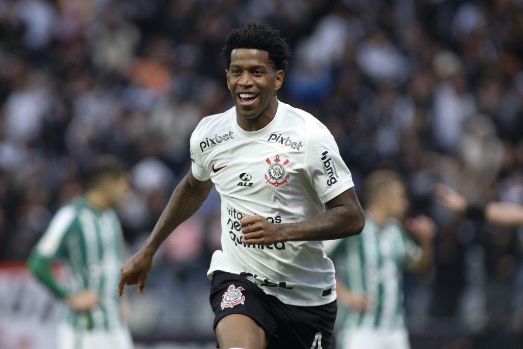 Gil 'causa' antes de decisão do Corinthians - Foto: Getty Images