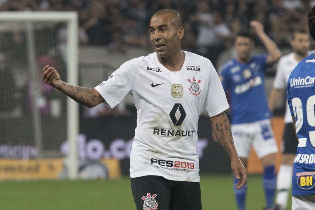 Sheik pede desculpas para ex-técnico do Corinthians - Foto: Ag. Corinthians