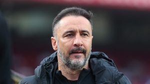 Foto: Marcello Zambrana/AGIF - Vítor Pereira saiu pela porta dos fundos do Corinthians.