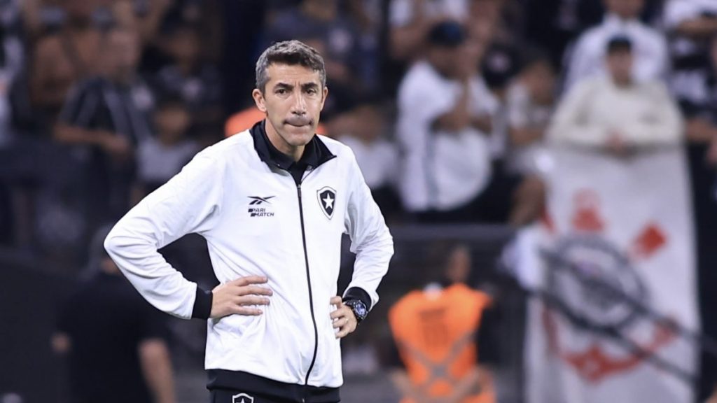 Foto: Marcello Zambrana/AGIF - Zagueiro do Corinthians falou sobre o adversário.