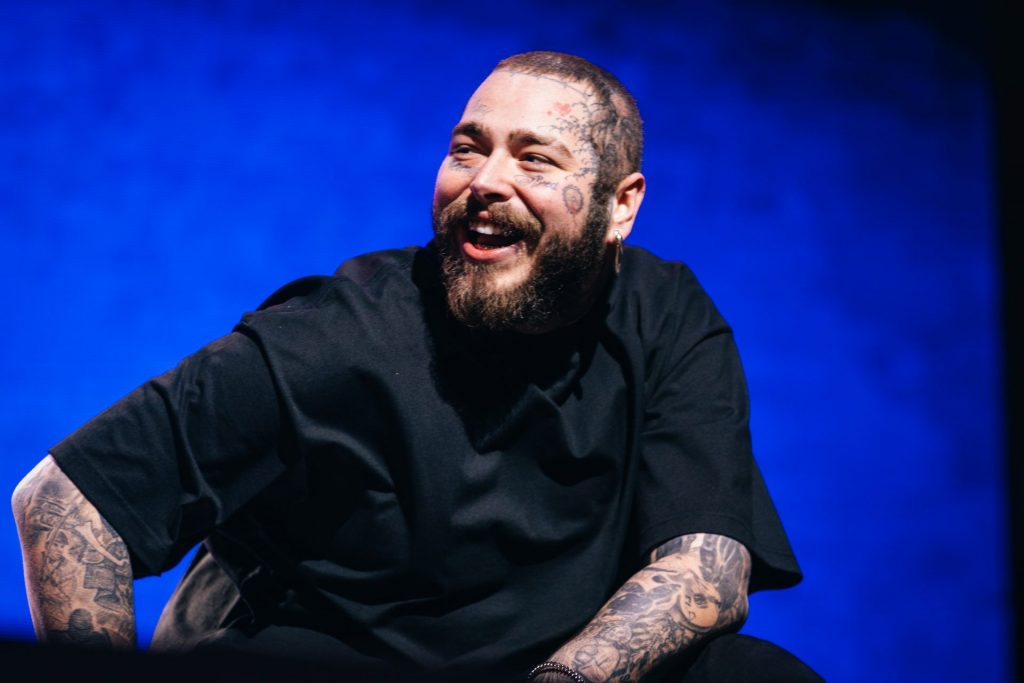 Post Malone manda 'salve' para torcedora do Corinthians - Foto: Getty Images