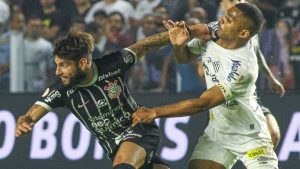 Foto: Fernanda Luz/AGIF - Corinthians recebe o Santos após vencer no primeiro turno.