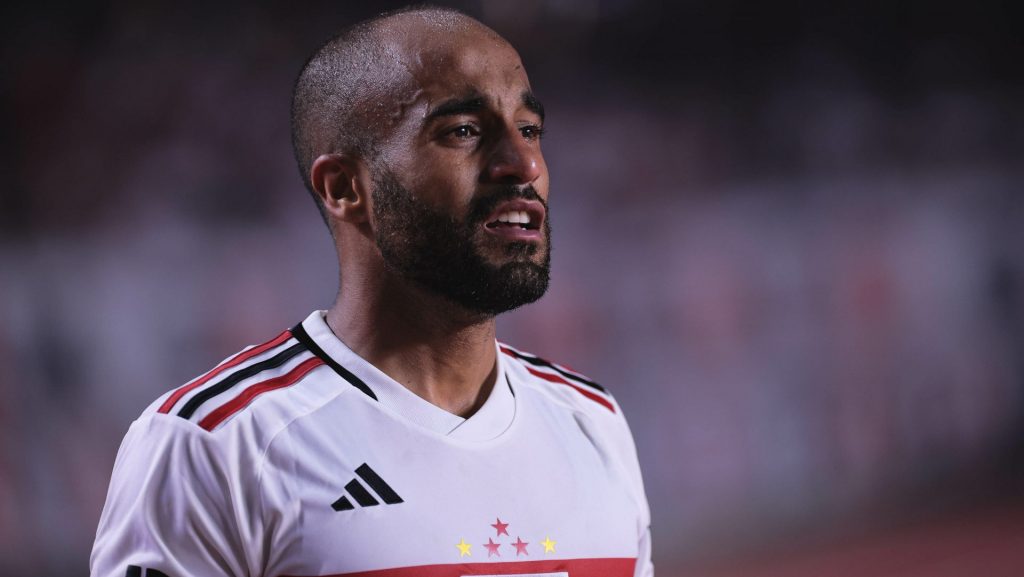 Lance com Lucas gerou reclamação do Corinthians - Foto: Ettore Chiereguini/AGIF