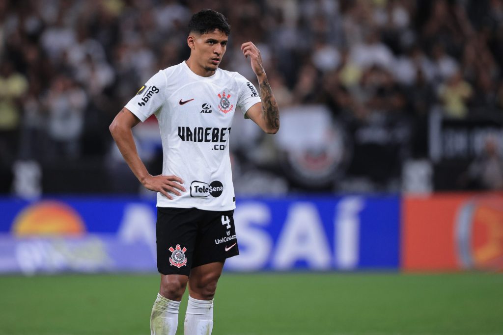Foto: Ettore Chiereguini/AGIF - Caetano fecha com time do Japão.