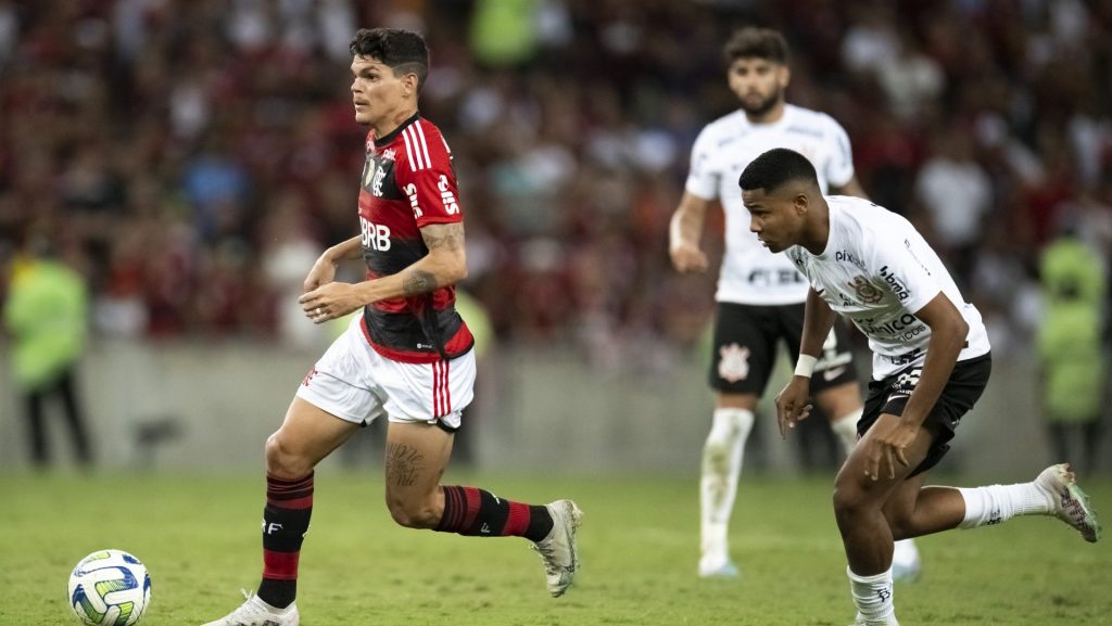 Flamengo venceu o confronto no primeiro turno - Foto: Jorge Rodrigues/AGIF.