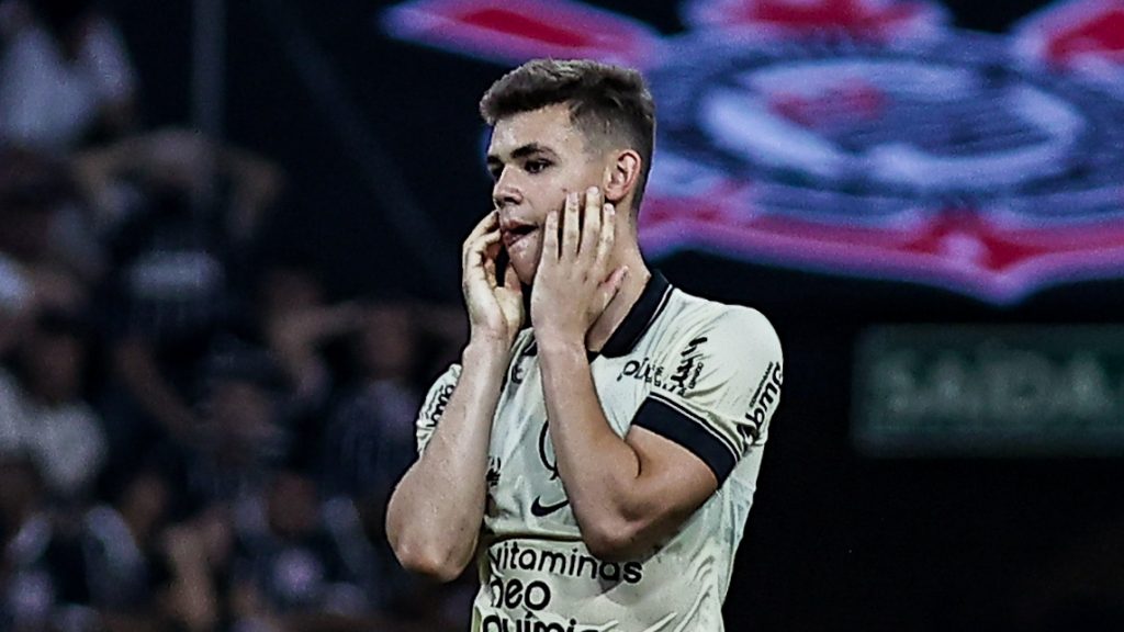 Foto: Fabio Giannelli/AGIF - Moscardo é cria da base do Corinthians.