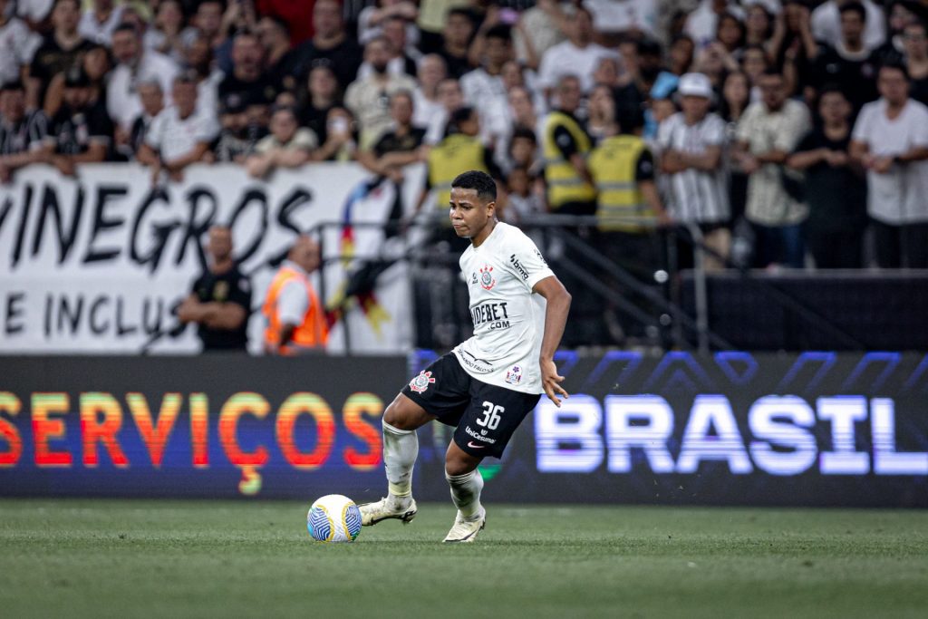 Foto: Leonardo Lima/AGIF - Corinthians projeta maior venda da história com Wesley.