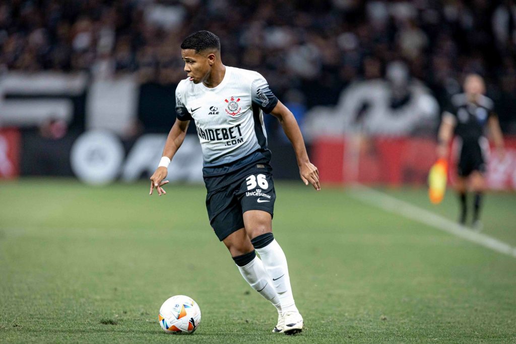 Foto: Leonardo Lima/AGIF - Wesley é o principal jogador do Corinthians em 2024.