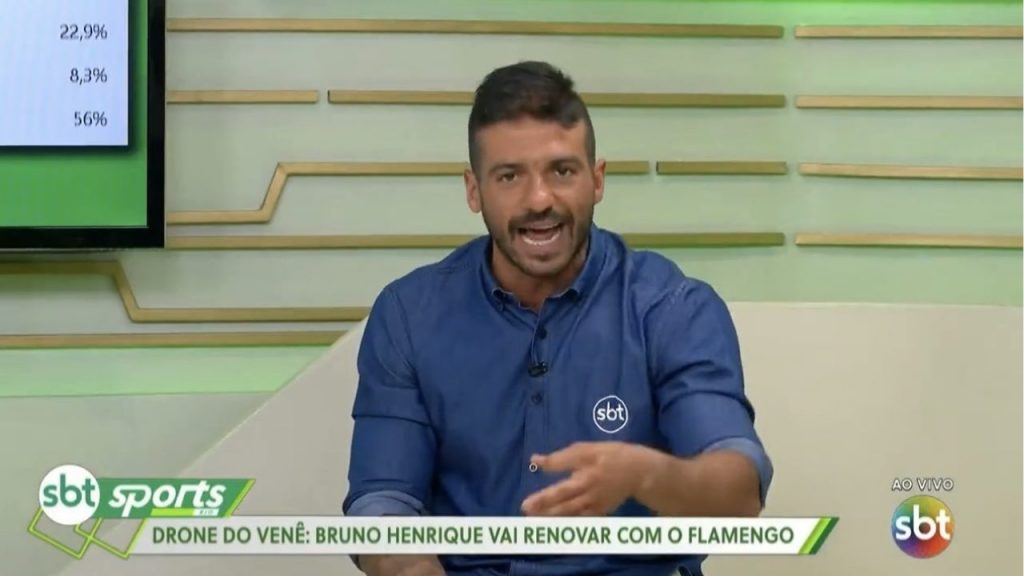 Foto: Reprodução/SBT- Gabigol sofre punição por foto com a camisa do Corinthians.