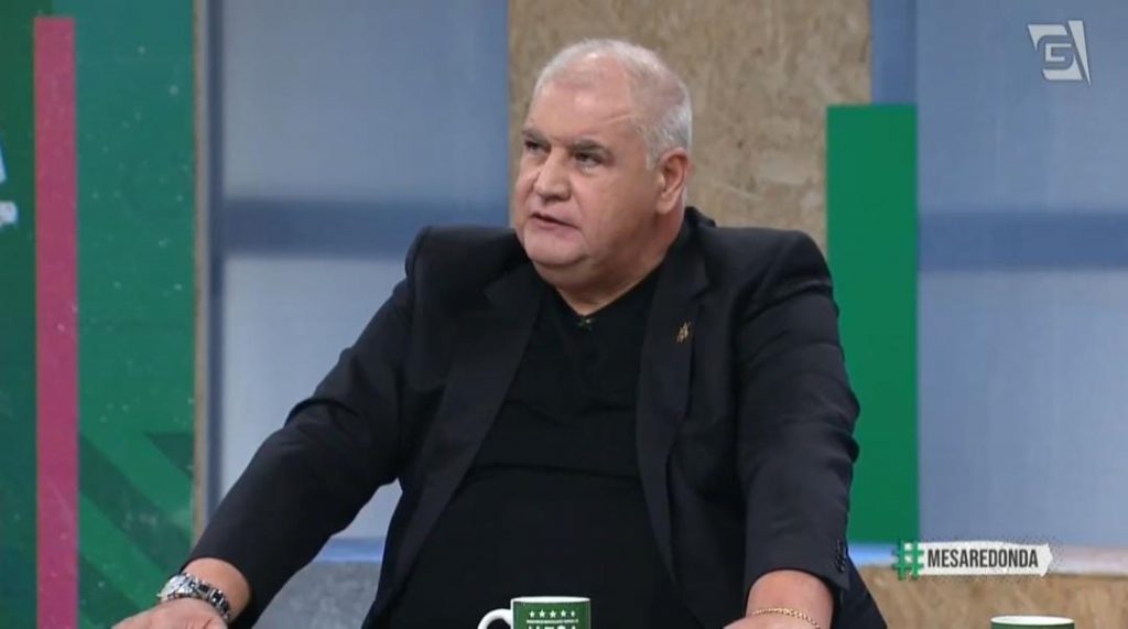 Foto: Reprodução/Gazeta Esportiva - Rubão recebe a resposta da Gaviões e torcida pede encontro com conselheiro.