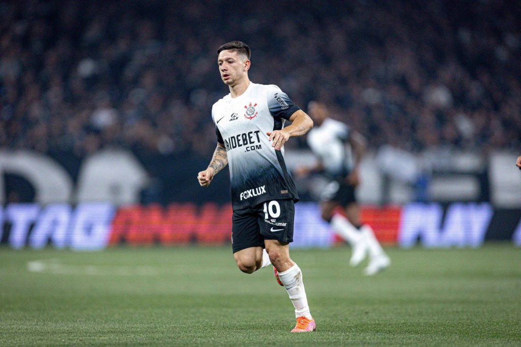 Foto: Leonardo Lima/AGIF - Fala de Garro repercutiu no Corinthians.