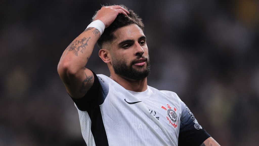 Foto: Ettore Chiereguini/AGIF - Corinthians possui risco alto de queda no Brasileirão.