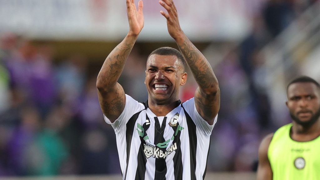 Corinthians quer contratar Wallace - Foto: Getty Images.