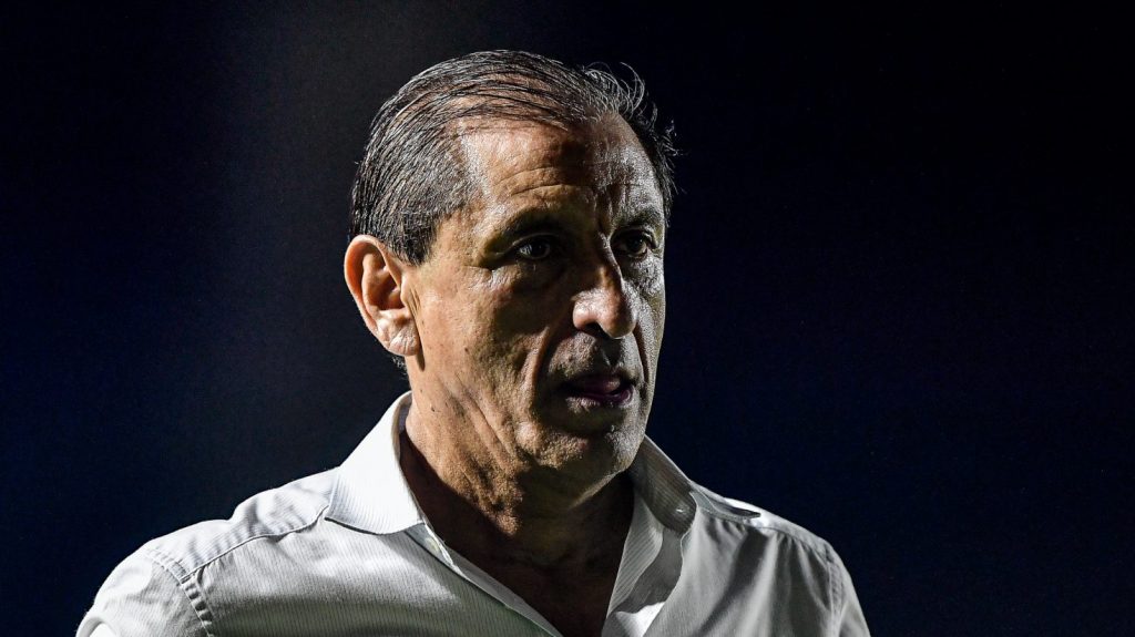 Foto: Thiago Ribeiro/AGIF - Ramón Díaz não deve seguir no Corinthians em 2025.
