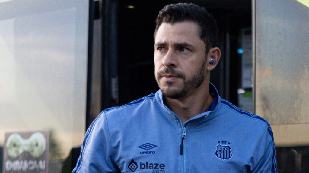 Giuliano colecionou lesões no rival do Corinthians - Foto: João Vitor Rezende Borba/AGIF.