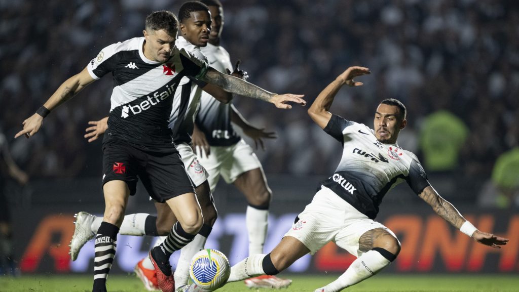 Vasco levou a melhor no primeiro turno - Foto: Jorge Rodrigues/AGIF.