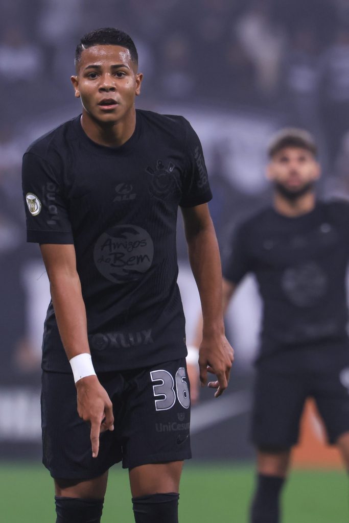 Camisa 36 não deve seguir no Corinthians - Foto: Marcello Zambrana/AGIF.