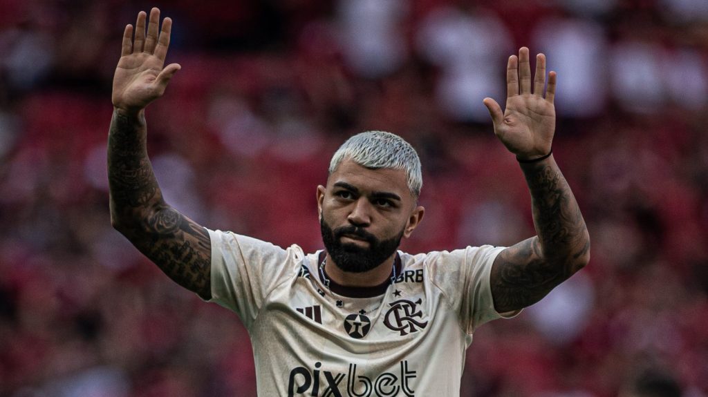 Foto: Isabela Azine/AGIF - Gabigol se despediu do Flamengo.