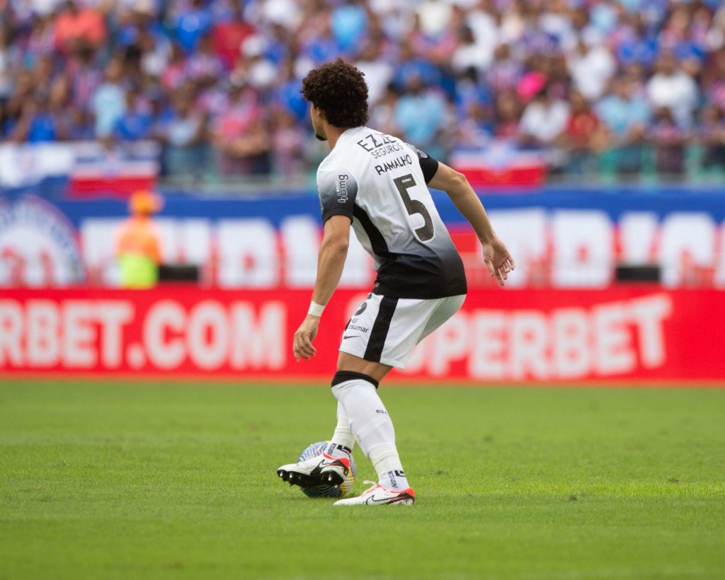 André Ramalho deixou ótimas impressões na estreia - Foto: Jhony Pinho/AGIF.