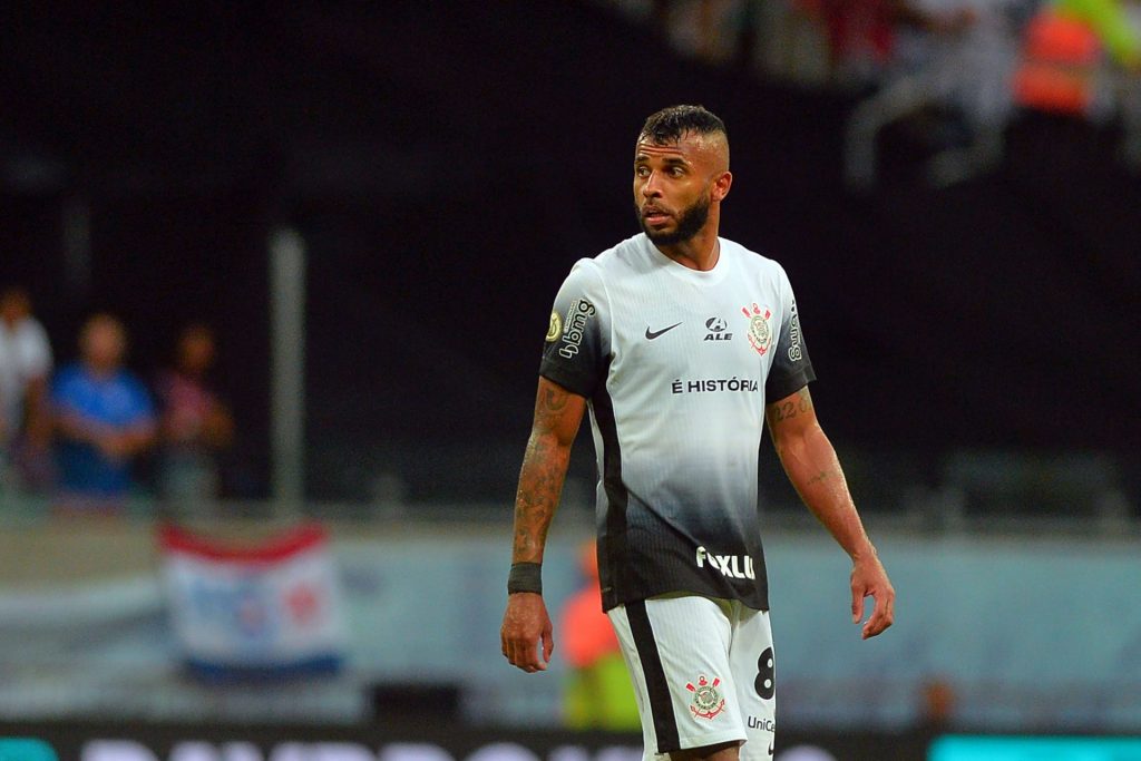 Foto: Walmir Cirne/AGIF - Alex Santana desfalcará o Corinthians.