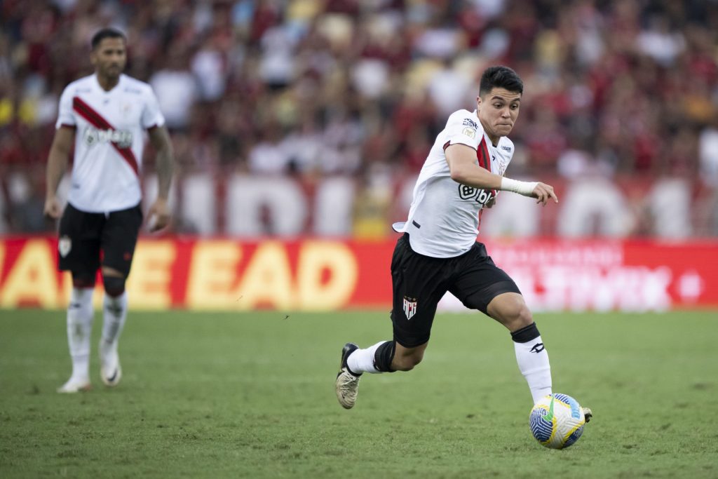 Roni não vai mais jogar pelo Corinthians - Foto: Jorge Rodrigues/AGIF.