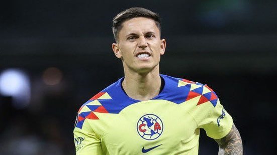 Jogador tem futuro incerto no México - Foto: Manuel Velasquez/Getty Images.