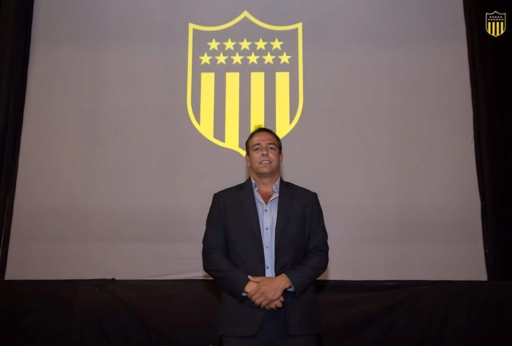 Foto: Divulgação/Peñarol - Corinthians marca conversa com presidente do Peñarol.