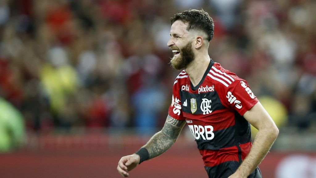 Léo Pereira falou sobre o novo reforço do Corinthians - Foto: Getty Images.