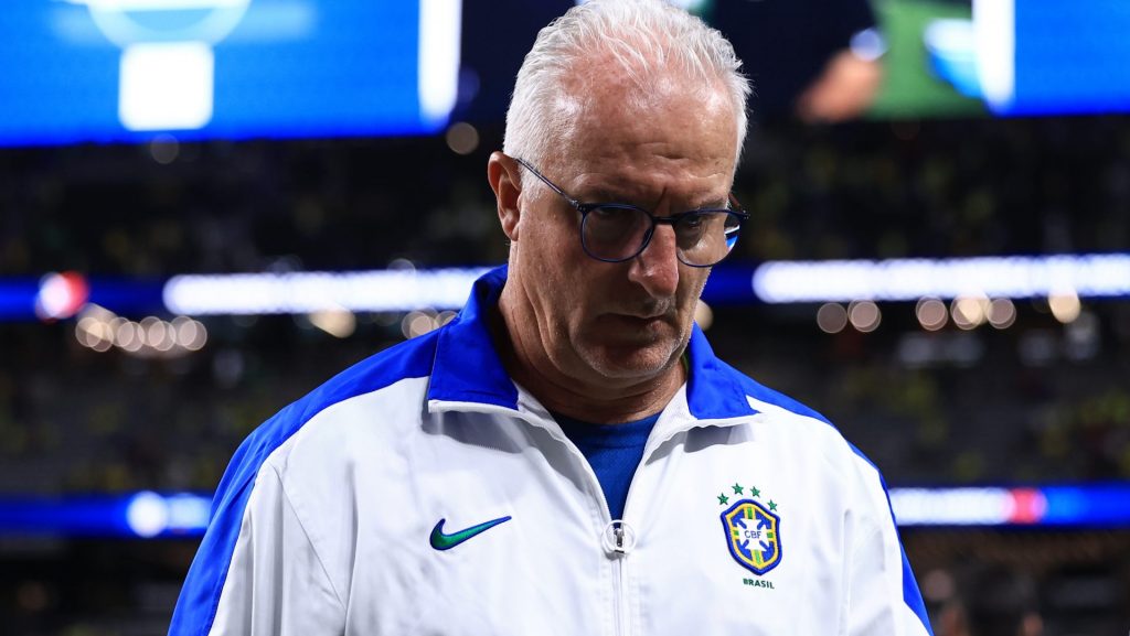 Dorival ainda tem muito a receber da Seleção Brasileira - Foto: Getty Images.