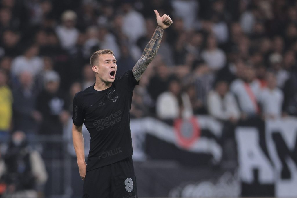 Foto: Ettore Chiereguini/AGIF - Charles não teve lesão no Corinthians.