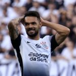 Foto: Marcello Zambrana/AGIF - Raniele preocupa o Corinthians.