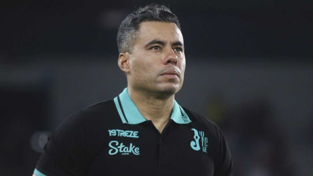 Foto: Gabriel Machado/AGIF - Jair Ventura faz comentário antes de enfrentar o Corinthians.