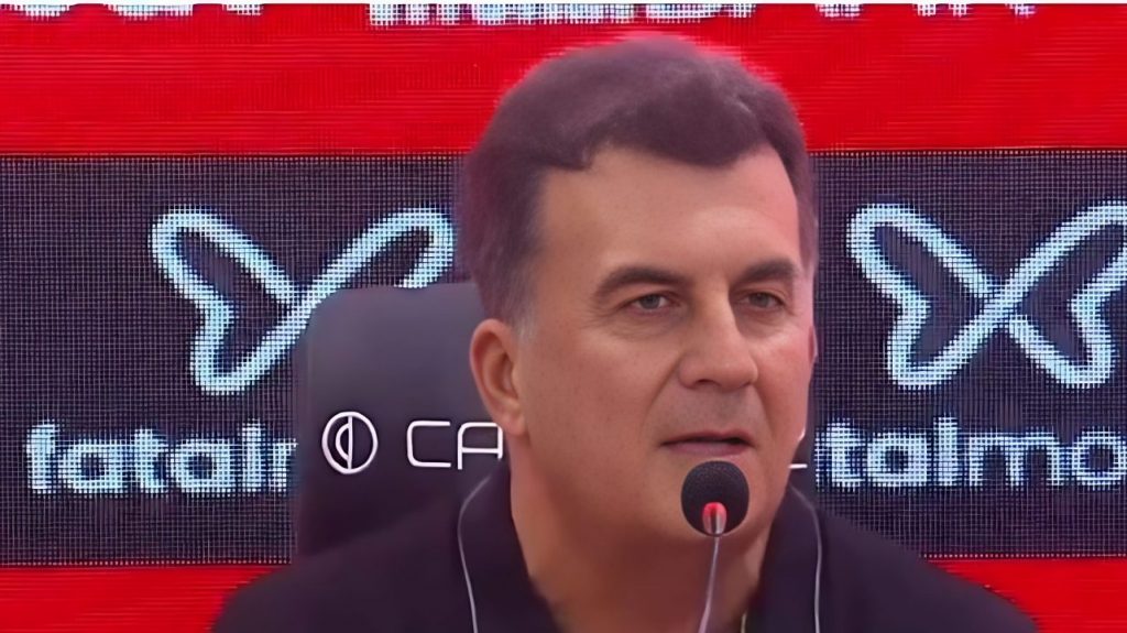Foto: Reprodução/SporTV - Corinthians rebate Fábio Mota.