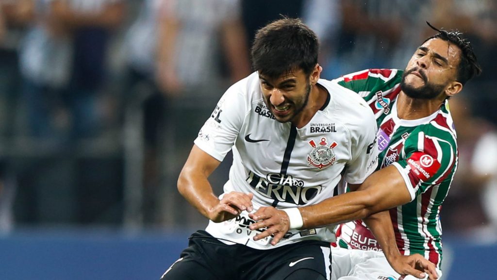 Volante defendeu o Corinthians por anos - Foto: Alexandre Schneider/Getty Images.