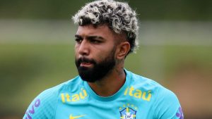 Gabigol pode jogar no Corinthians em 2025 - Foto: Fernando Moreno/AGIF.