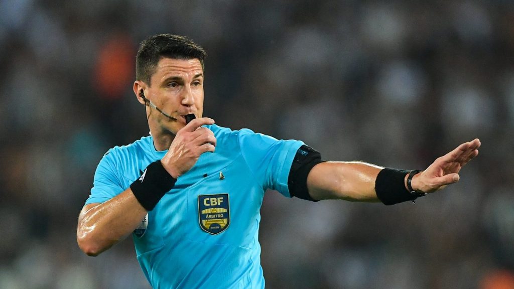 Klein foi criticado pelo Corinthians - Foto: Thiago Ribeiro/AGIF.