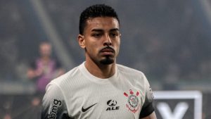 Foto: Robson Mafra/AGIF - Bidu virou desfalque no Corinthians.