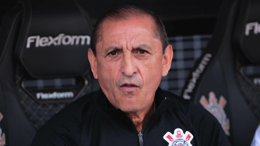 Foto: Ettore Chiereguini/AGIF - Ramón Díaz não coloca o gringo em campo há tempos no Corinthians.