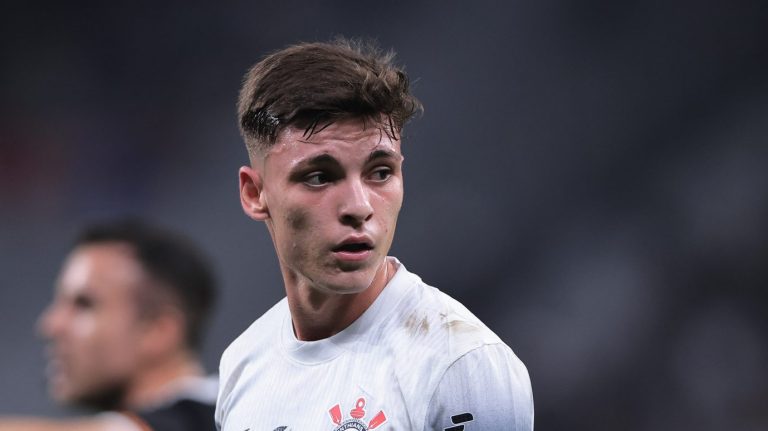 Corinthians recebeu sondagens por Bidon - Foto: Ettore Chiereguini/AGIF.