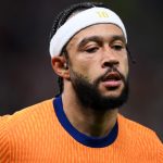 Photo by Justin Setterfield/Getty Images - Depay voltou a jogar pela Holanda.