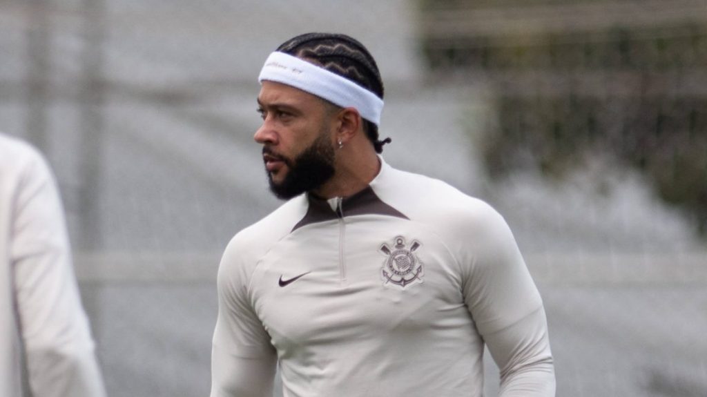 Memphis já treina no Corinthians - Foto: TheNews2/IMAGO.