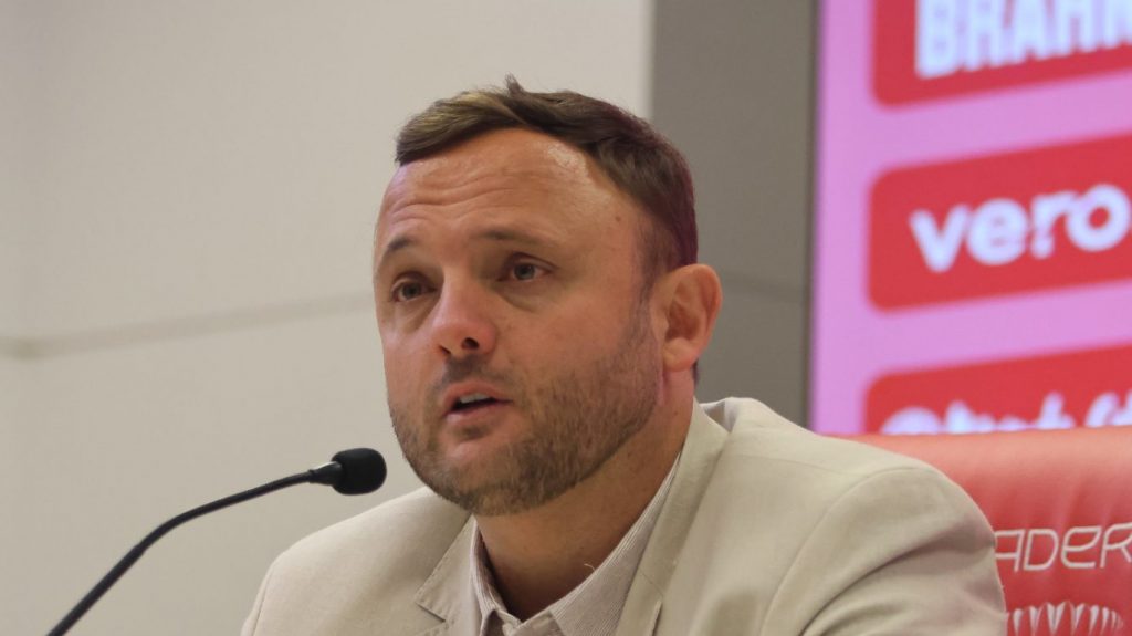 Dirigente ficou na bronca - Foto Ricardo Duarte/Internacional.