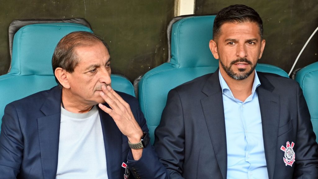 Ramón Díaz tem dura missão com o Corinthians - Foto: Ettore Chiereguini/AGIF