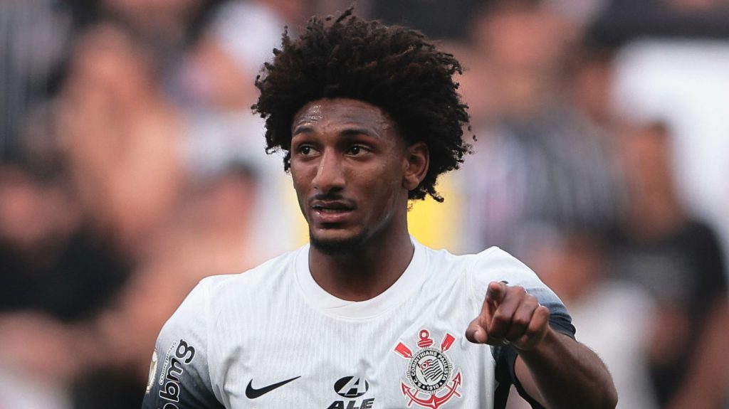 Foto: Ettore Chiereguini/AGIF - Talles Magno falou após a eliminação do Corinthians.