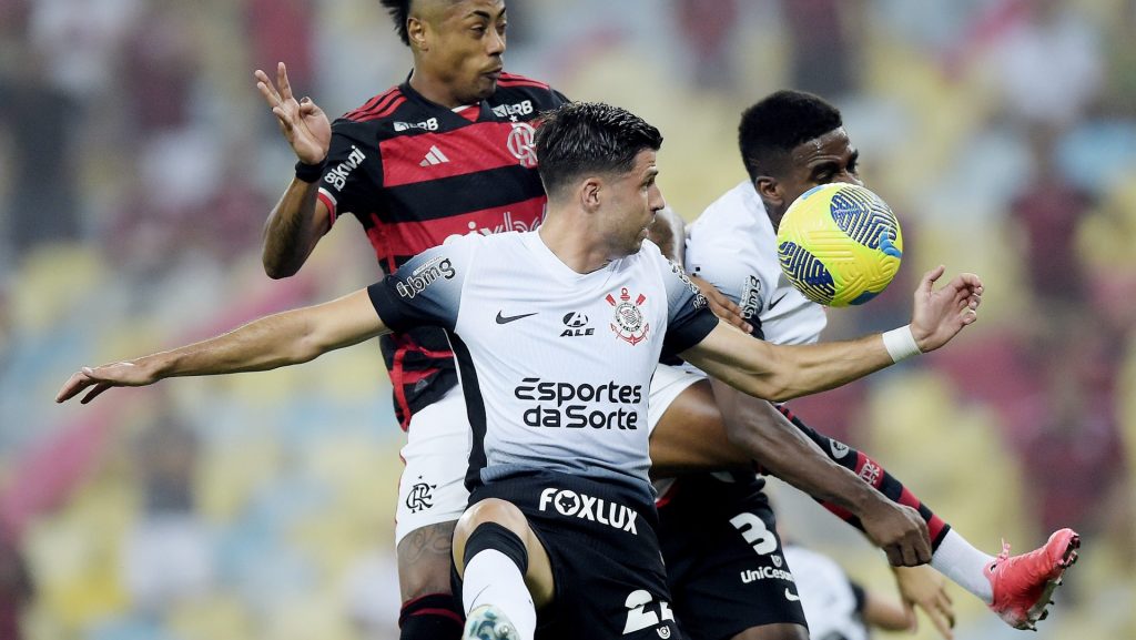 Timão não foi bem diante do Flamengo - Foto: Alexandre Loureiro/AGIF.