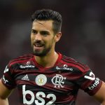 Foto: Thiago Ribeiro/AGIF - Pablo Marí virou assunto no Corinthians.