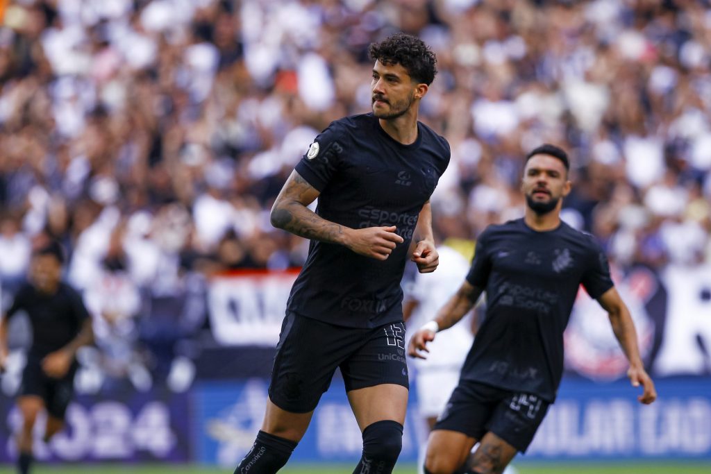 Foto: Marco Miatelo/AGIF - Gustavo Henrique se pronunciou no Corinthians.