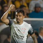 Foto: Leonardo Hubbe/AGIF - Matheus Bidu vive período de incerteza no Corinthians.