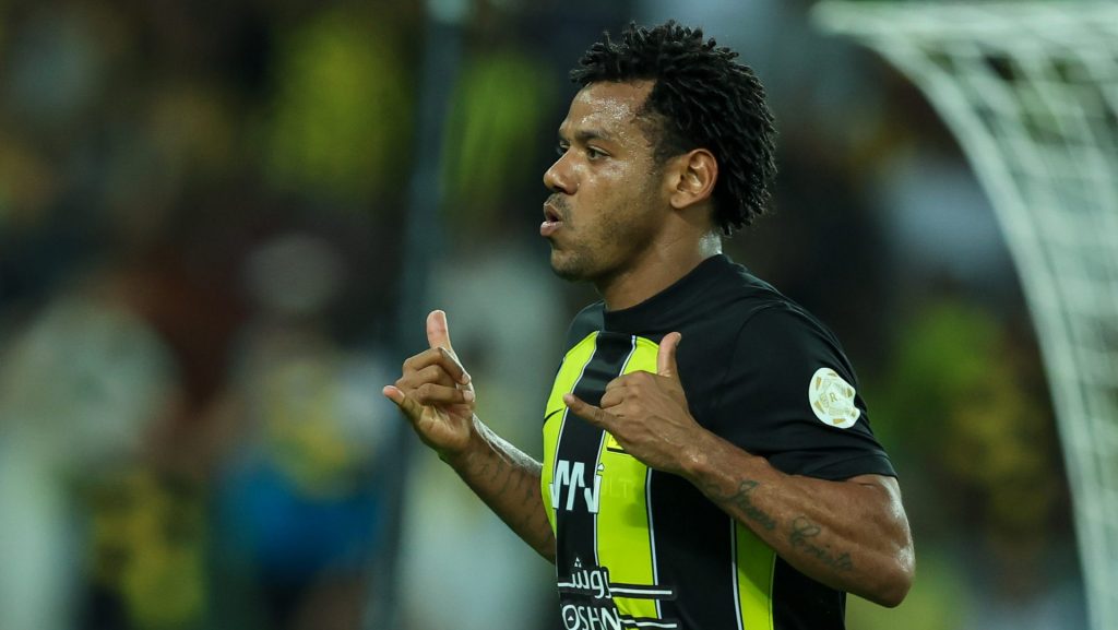 Romarinho, ex-Corinthians, deve seguir no futebol saudita - Foto: Yasser Bakhsh/Getty Images.